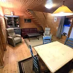 Holzblock-ferienhaus Im Naturerlebnisdorf Blauvogel *