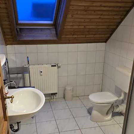 Holzblock-ferienhaus Im Naturerlebnisdorf Blauvogel Feriehus