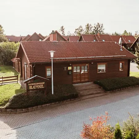 Holzblock-ferienhaus Im Naturerlebnisdorf Blauvogel