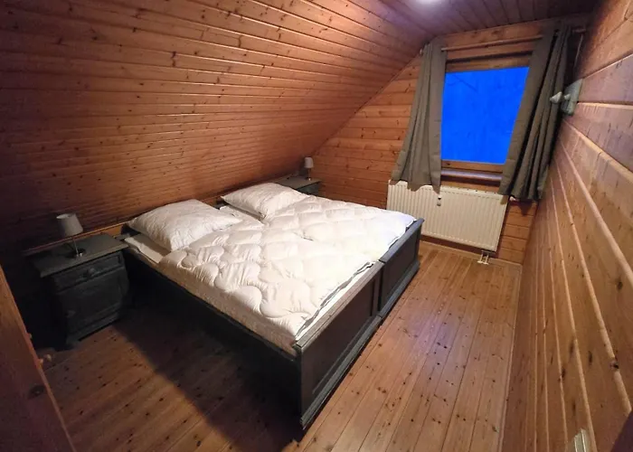 Holiday home Holzblock-ferienhaus Im Naturerlebnisdorf Blauvogel *